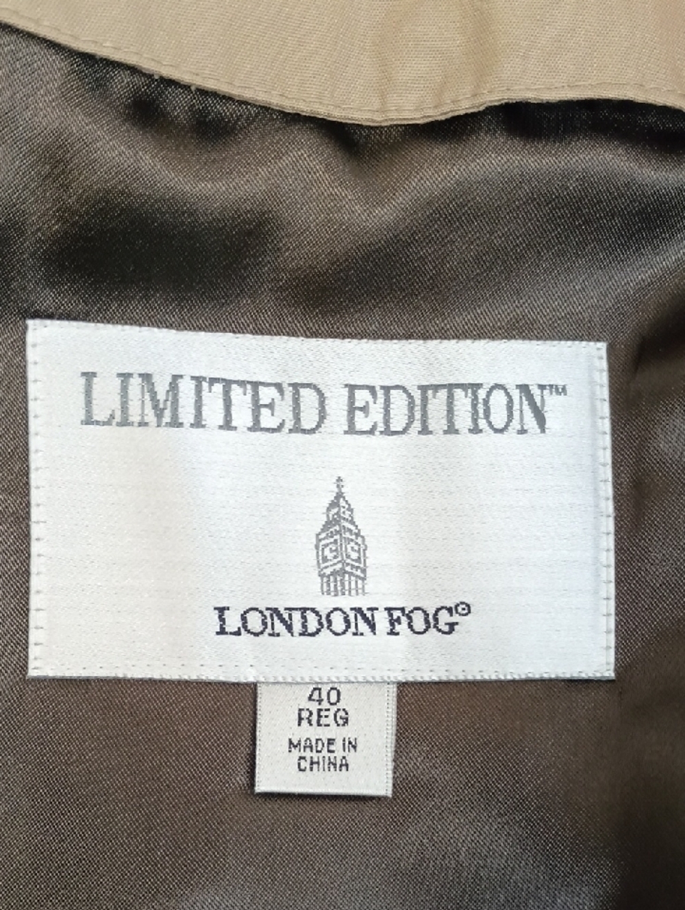 London Fog Vintage Khaki Trench Coat Belted Lined Double Breasted 40R - Picture 7 of 10